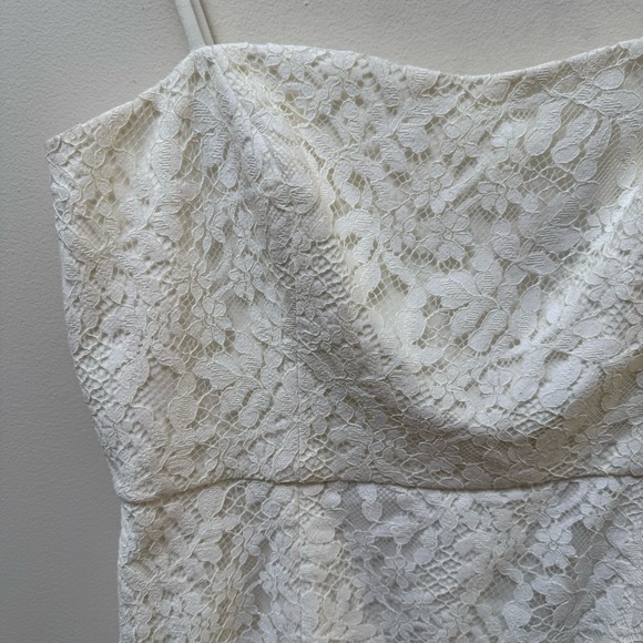Bardot NWT Lace Dress - Picture 2 of 9
